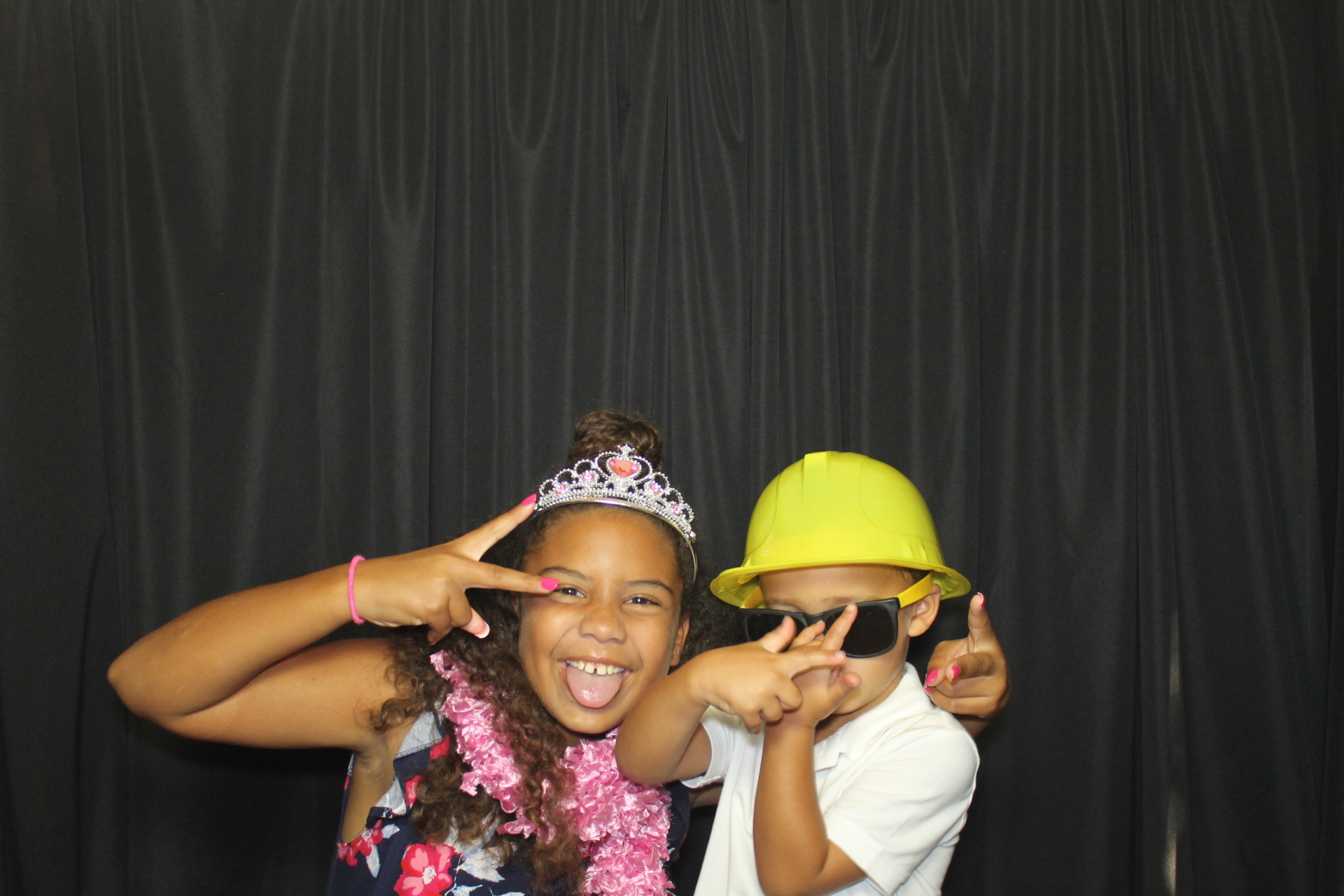 Brett Rose Wedding | View more photos from the event at gallery.photoboothcincy.com/u/PhotoBoothCincy/Brett-Rose-Wedding